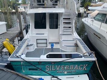 2003 Luhrs 34 Convertible