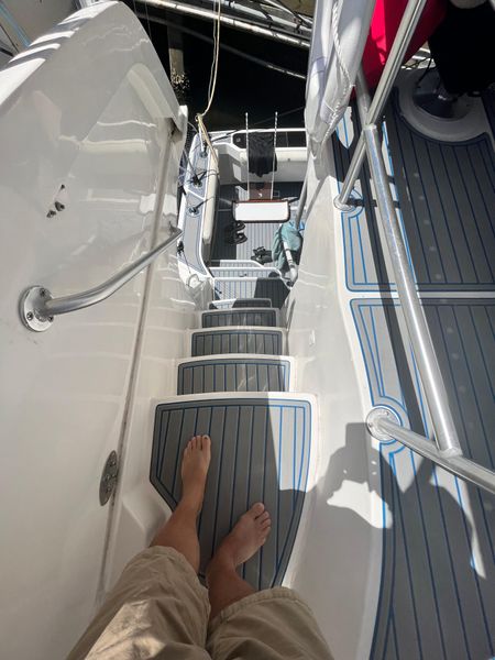 2003 Luhrs 34 Convertible