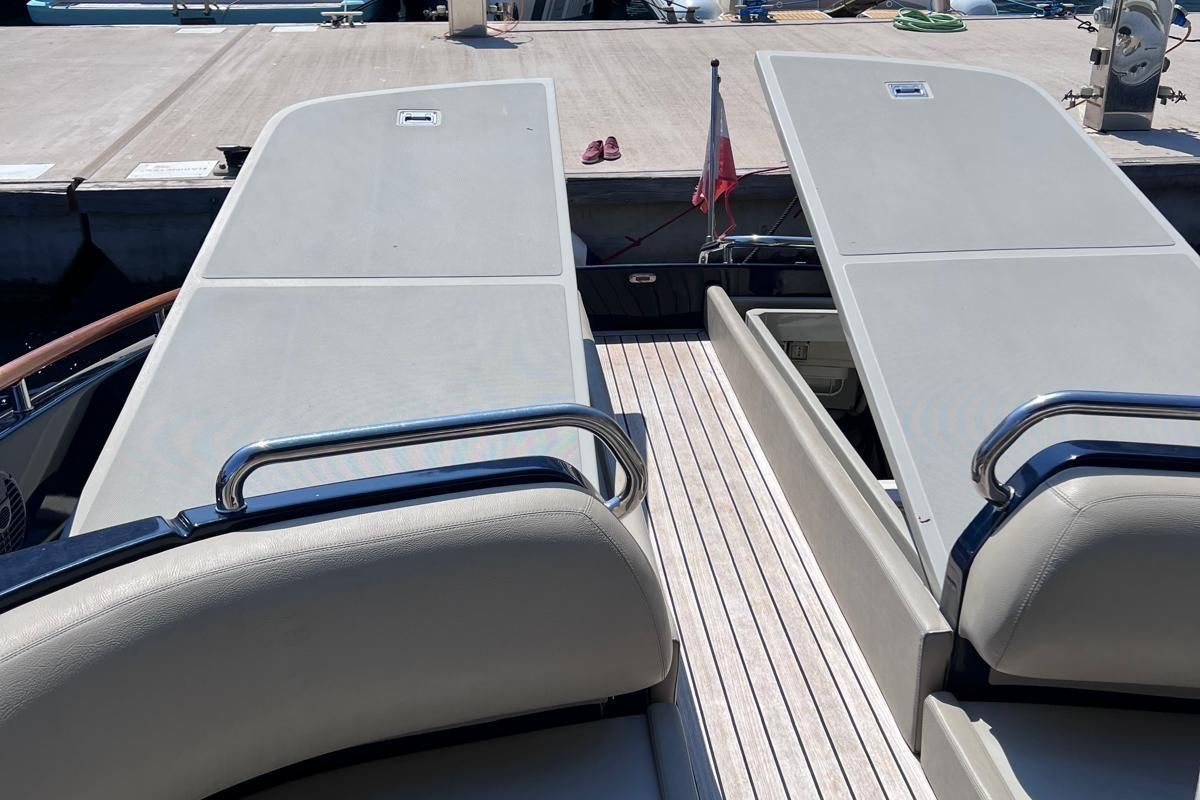 2007 Riva 43 