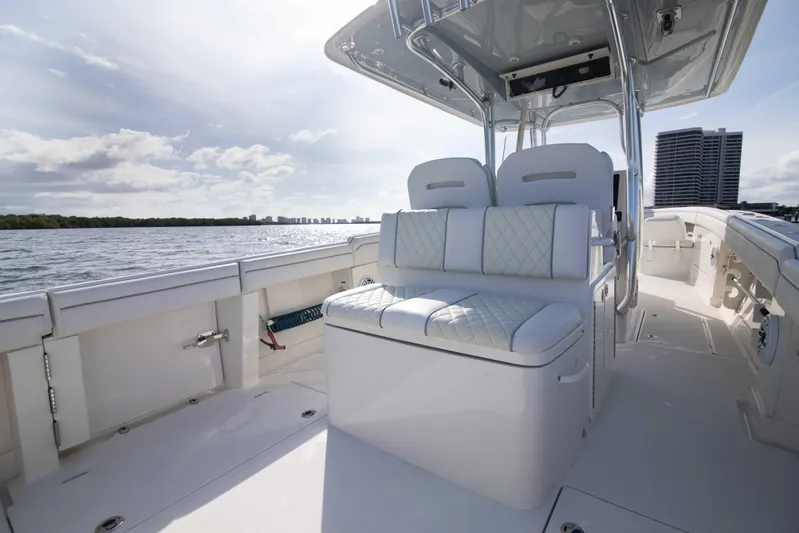 Zeus Yacht Photos Pics Jupiter 38 Zeus - Exterior Cockpit