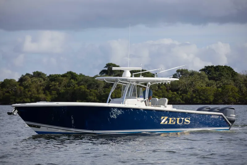 Zeus Yacht Photos Pics Jupiter 38 Zeus - Exterior Profile