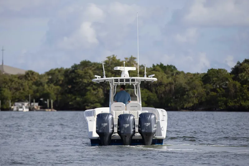 Zeus Yacht Photos Pics Jupiter 38 Zeus - Exterior Profile