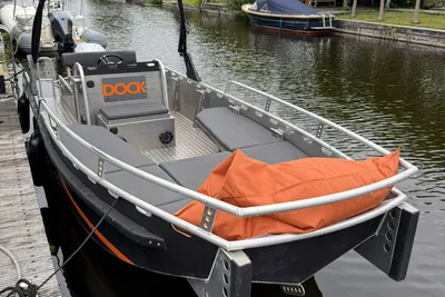 2018 DOCK 650 Steel