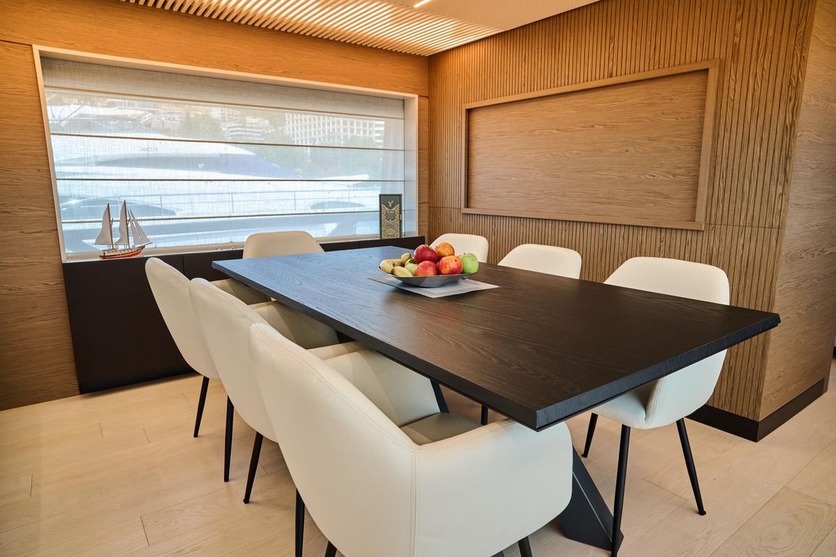 2023 Ferretti Yachts 93 