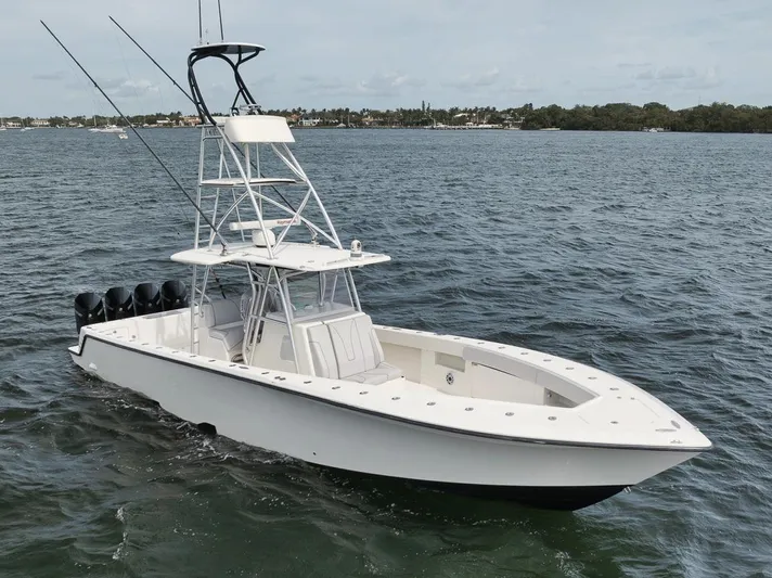 Cheeky Monkeys Yacht Photos Pics SeaVee 39 Cheeky Monkeys - Profile