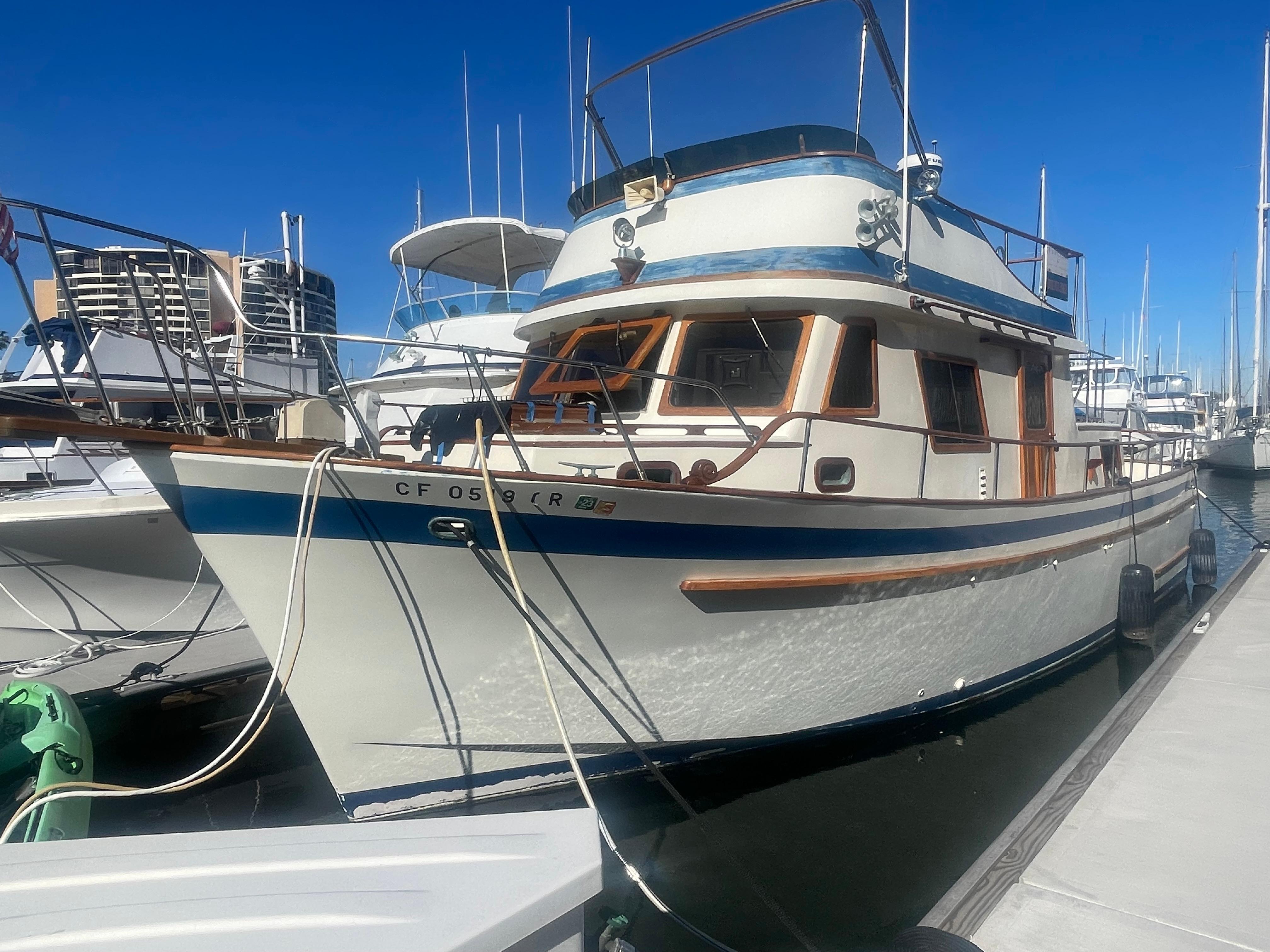 1979 Golden Star Aft Cabin Trawlers à vendre - YachtWorld