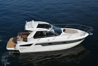 2021 Bavaria S 33 Hard Top