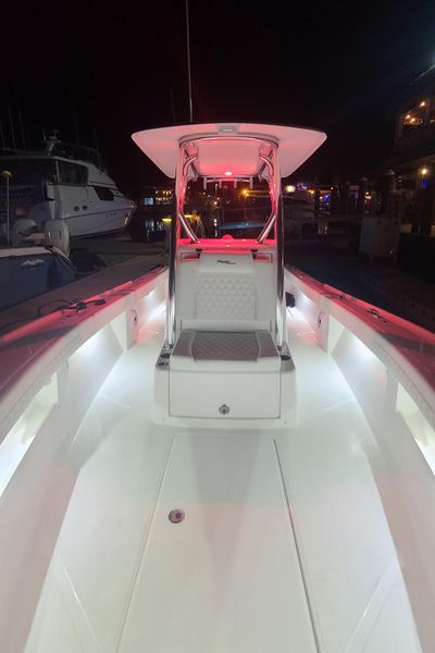 2022 Front Runner 26 Center Console