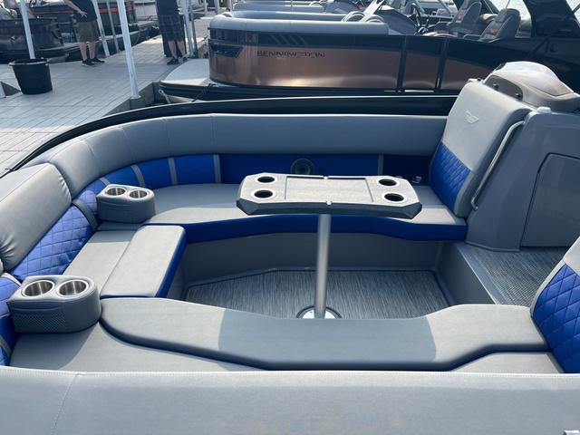 2023 Bennington 25 L BOWRIDER SWINGBACK Pontoon for sale - YachtWorld