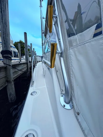 Heavy Yacht Photos Pics 