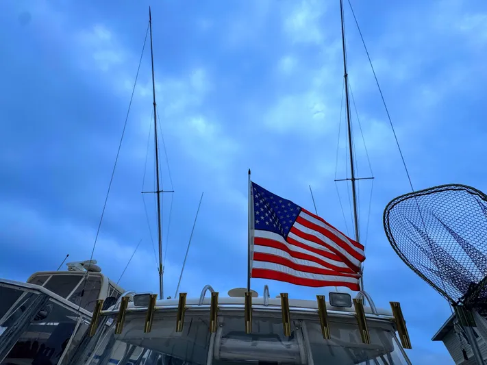 Heavy Yacht Photos Pics 