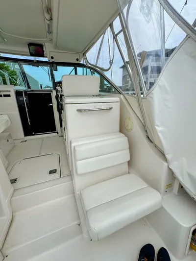 Heavy Yacht Photos Pics 