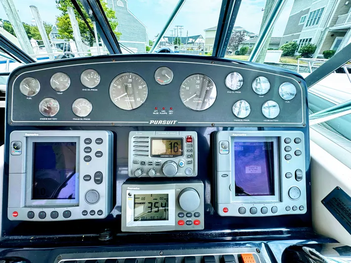 Heavy Yacht Photos Pics 