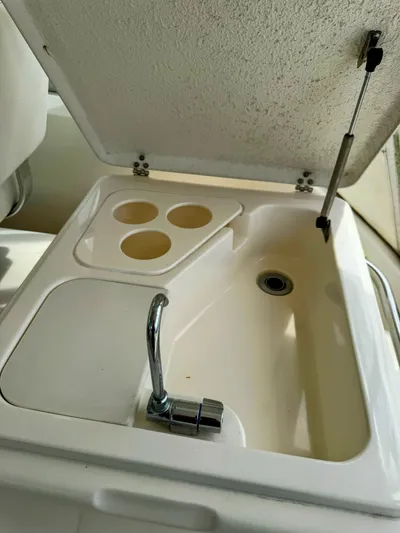 Heavy Yacht Photos Pics 