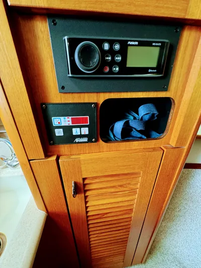 Heavy Yacht Photos Pics 