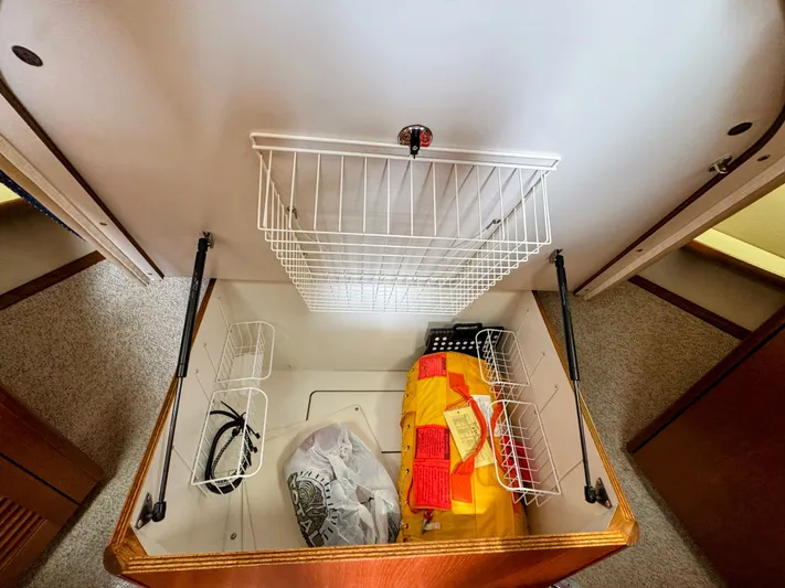 Heavy Yacht Photos Pics 