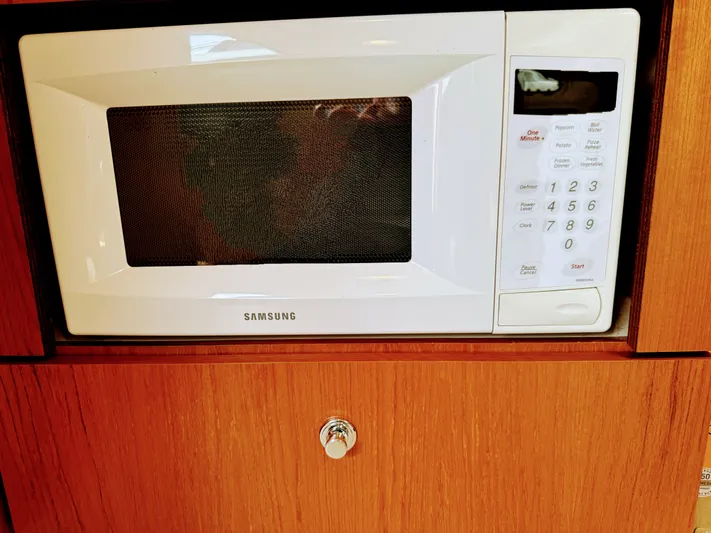 Heavy Yacht Photos Pics 