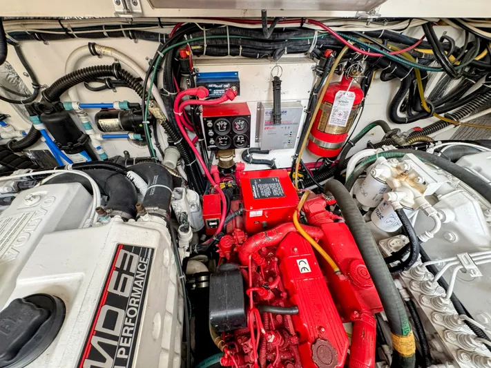 Heavy Yacht Photos Pics 