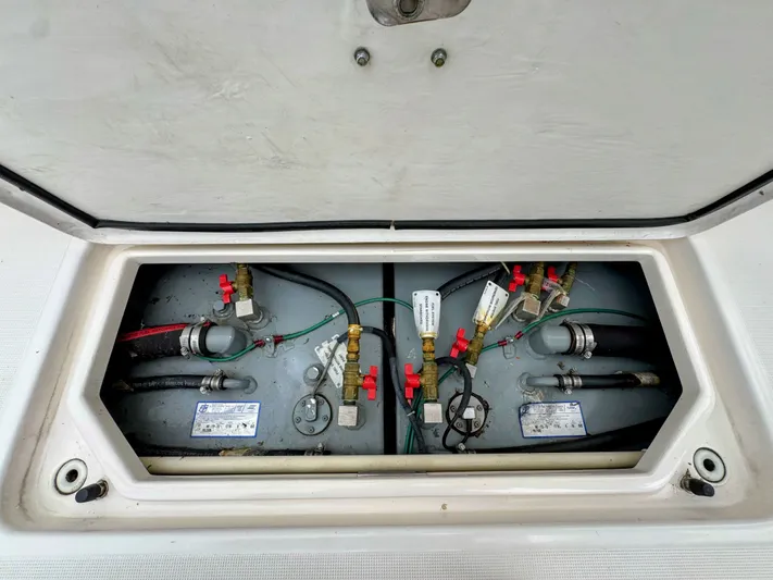 Heavy Yacht Photos Pics 