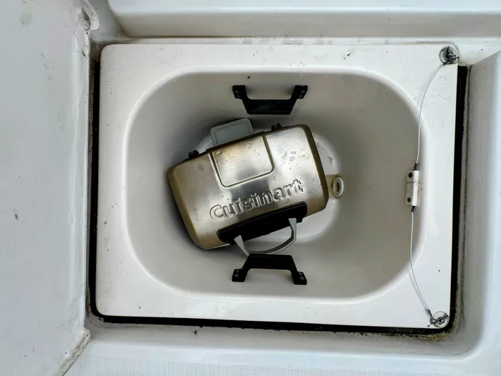 Heavy Yacht Photos Pics 