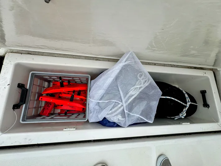 Heavy Yacht Photos Pics 