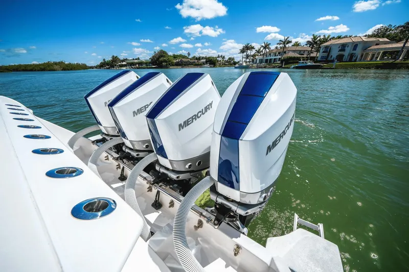 Mythendril Yacht Photos Pics 