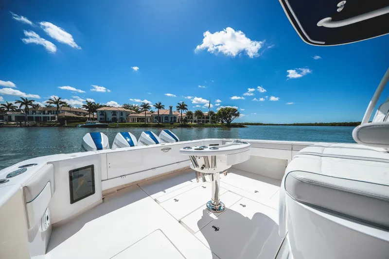 Mythendril Yacht Photos Pics 