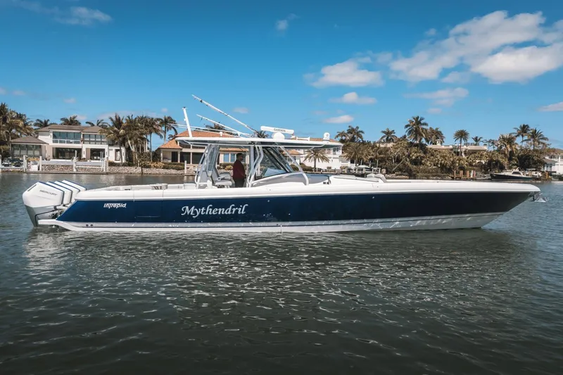 Mythendril Yacht Photos Pics 