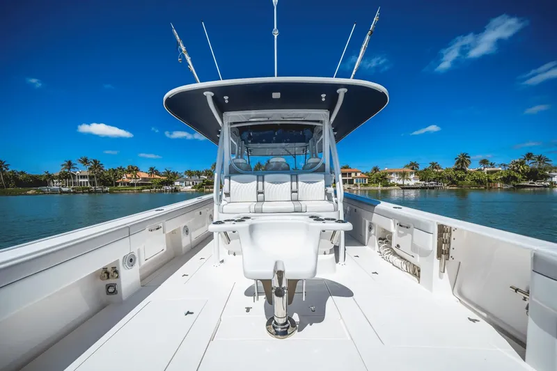 Mythendril Yacht Photos Pics 