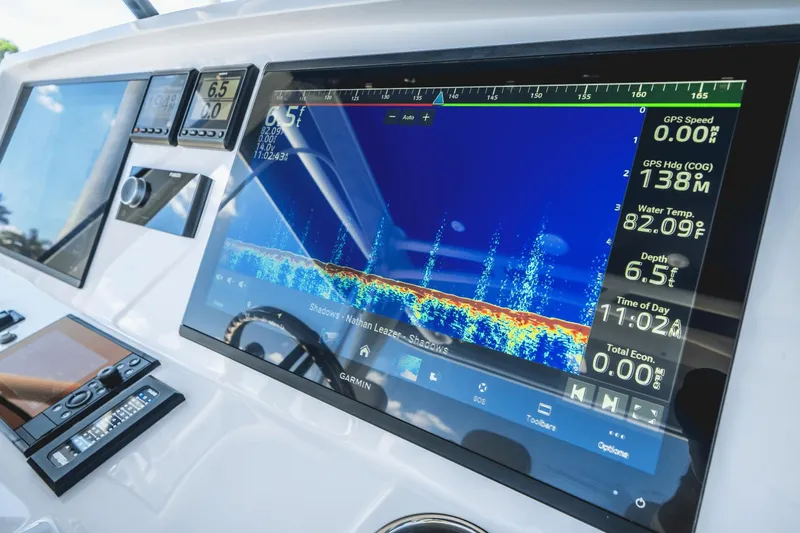 Mythendril Yacht Photos Pics 