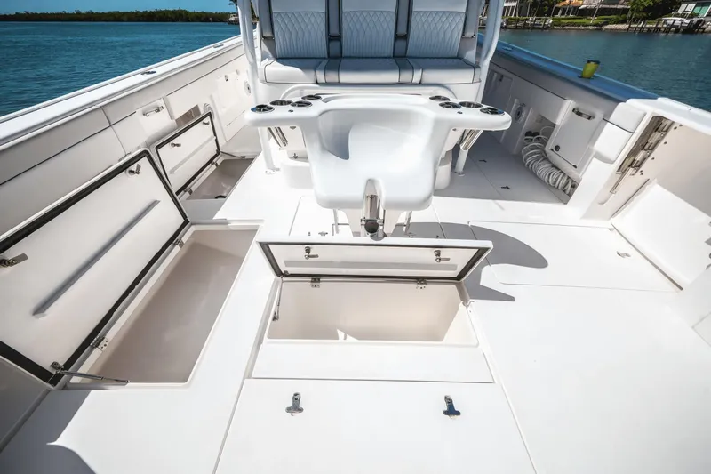 Mythendril Yacht Photos Pics 