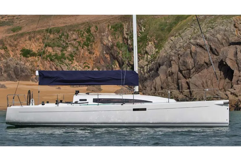 Blue Yonder Yacht Photos Pics Manufacturer Provided Image