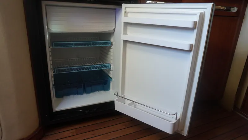 In Deep Ship II Yacht Photos Pics 