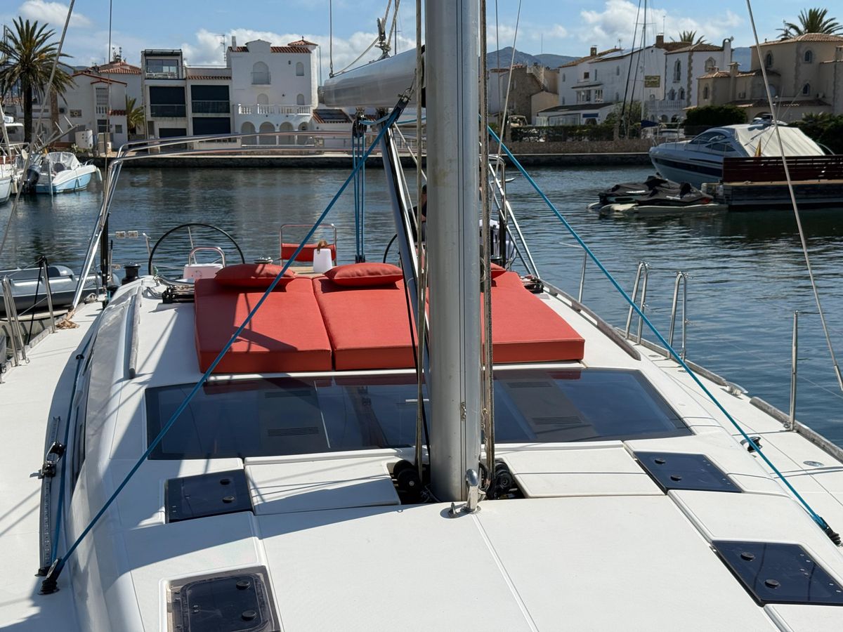 2016 Dufour 49 