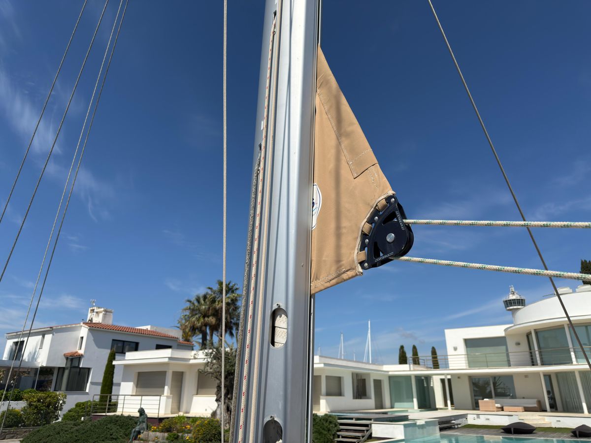 2016 Dufour 49 