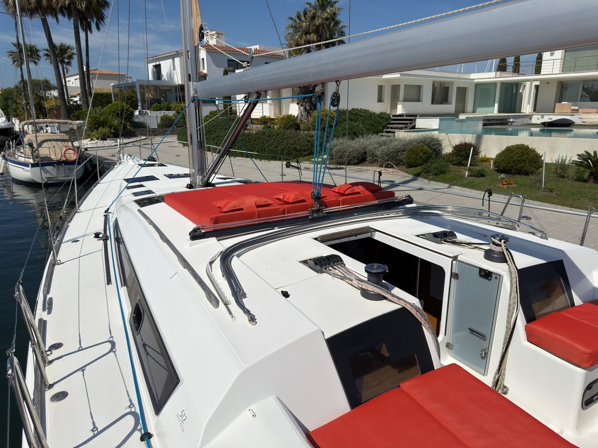 2016 Dufour 49 