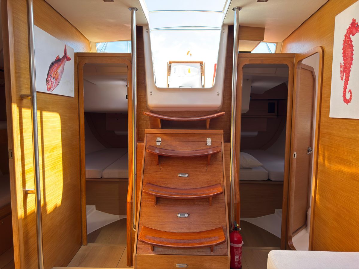 2016 Dufour 49 