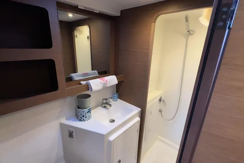 Picota Yacht Photos Pics Lagoon 42 - 2018