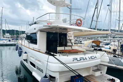 2011 Azimut Magellano 50