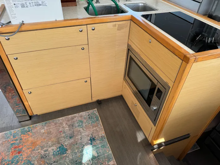 Common Blue Yacht Photos Pics 