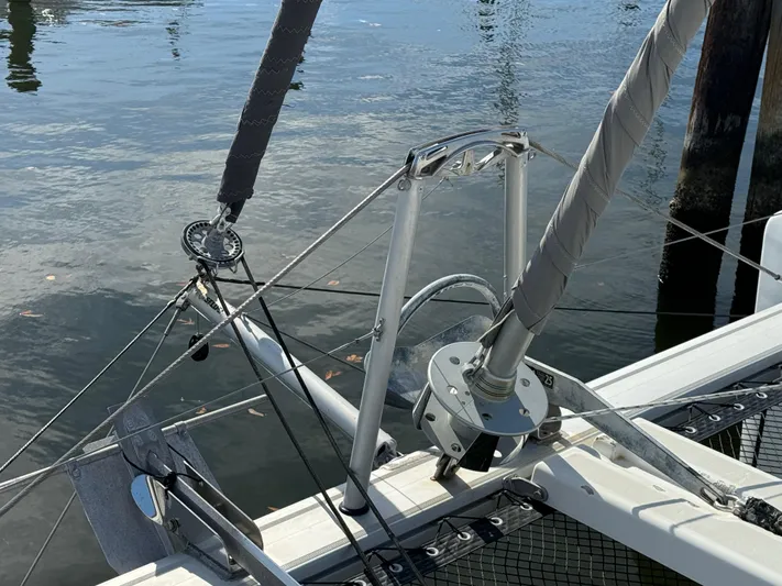 Common Blue Yacht Photos Pics 