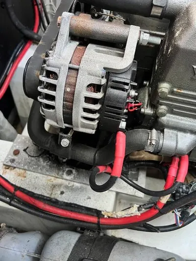 Common Blue Yacht Photos Pics 