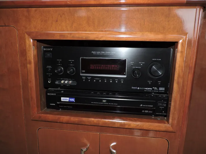  Yacht Photos Pics Sony audio system in 2010 Carver 56 Voyager SE yacht, wooden cabinet installation.