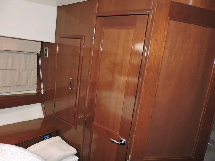  Yacht Photos Pics Interior of 2010 Carver 56 Voyager SE yacht with wooden cabinetry and modern design.