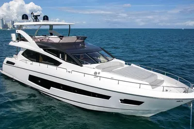 2015 Sunseeker 75 Yacht