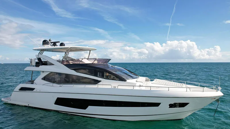 M4 Yacht Photos Pics 