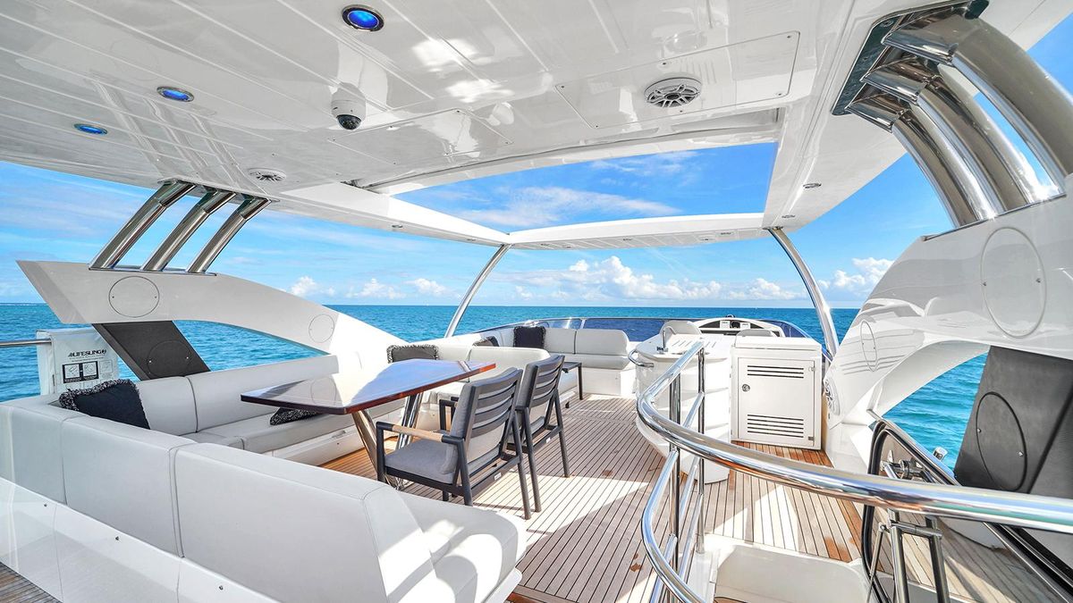 2015 Sunseeker 75 