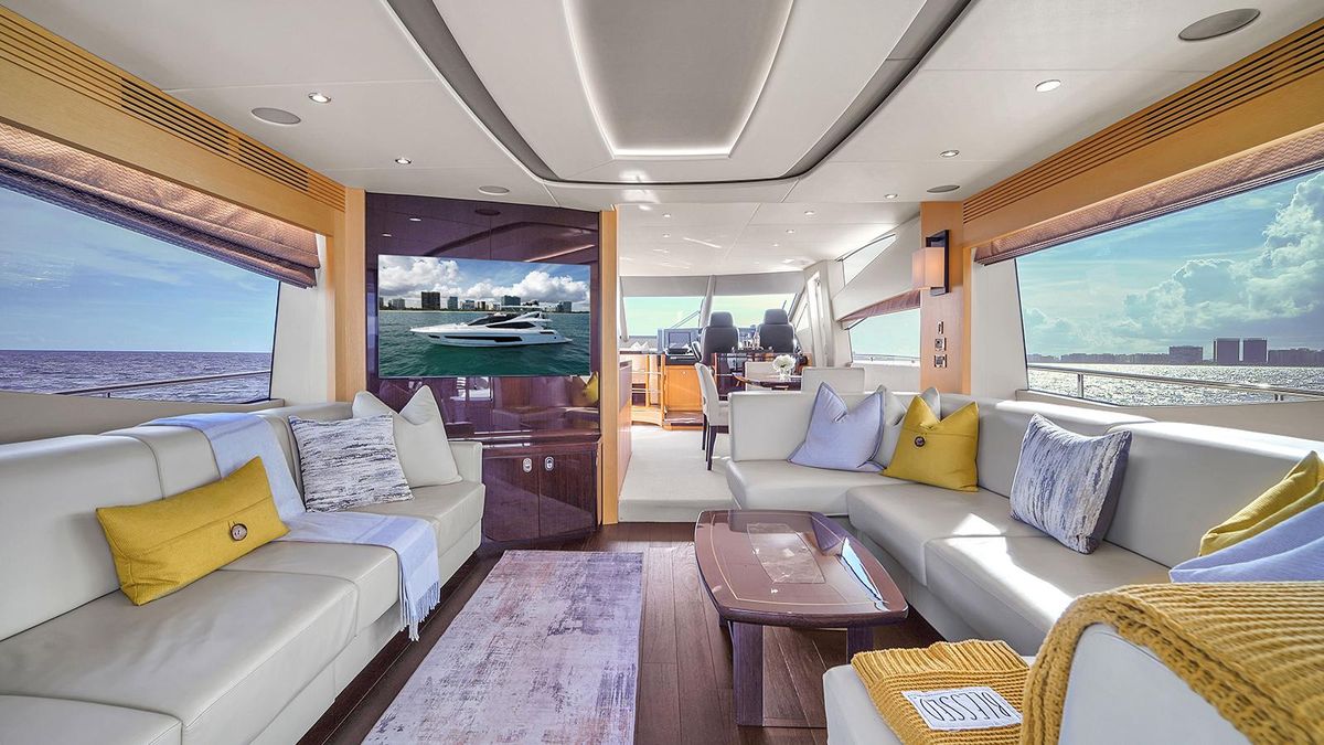 2015 Sunseeker 75 