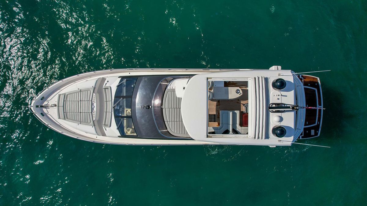 2015 Sunseeker 75 