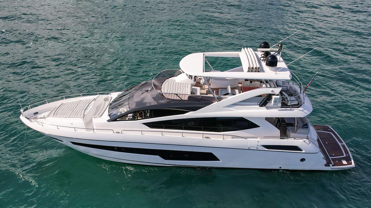2015 Sunseeker 75 